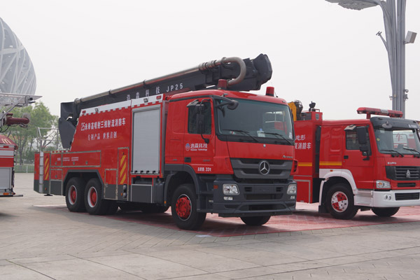 浩淼安防科技生產(chǎn)的三項射流消防車 浩淼安防科技生產(chǎn)的三項射流消防車